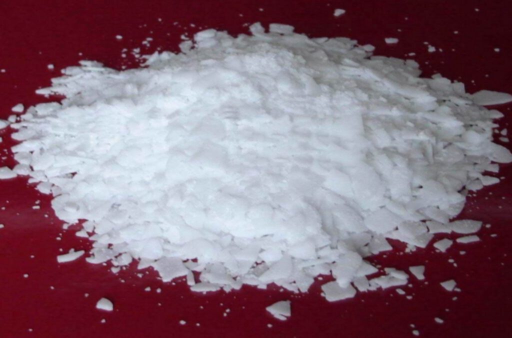 Exploring the Applications of Potassium Hydroxide Powder in the Oil and Gas Industry